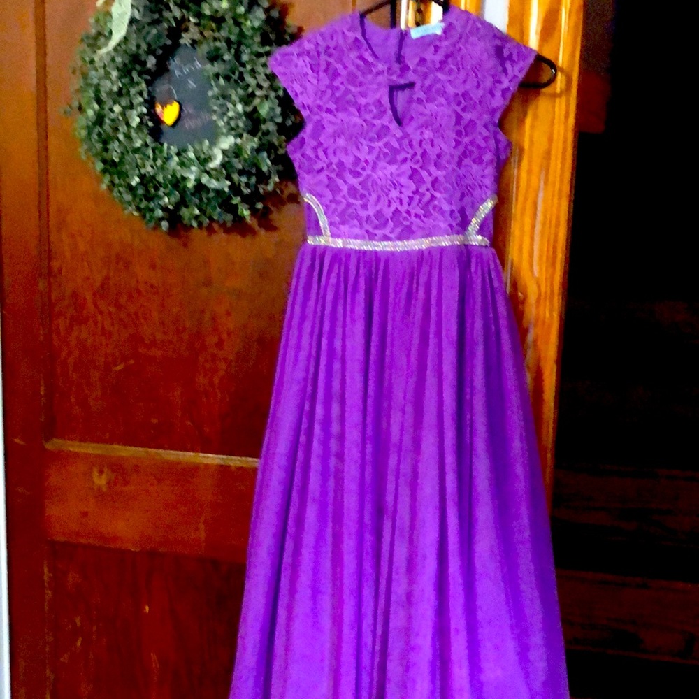 Girls dress